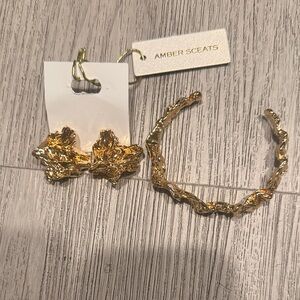 Amber Sceats Gold Textured Earrings Set - Hoop & Floral Studs